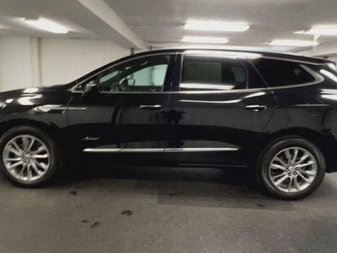 Certified 2024 Buick Enclave Avenir w/ Avenir Technology Package image 5