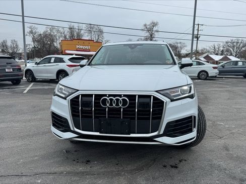 Used 2023 Audi Q7 Premium Plus w/ Premium Plus Package image 2