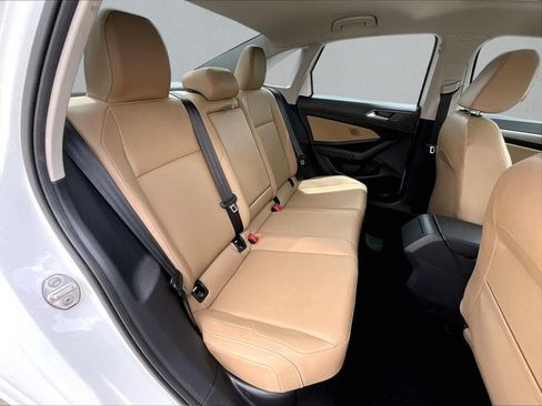 Used 2019 Volkswagen Jetta SE FWD image 27