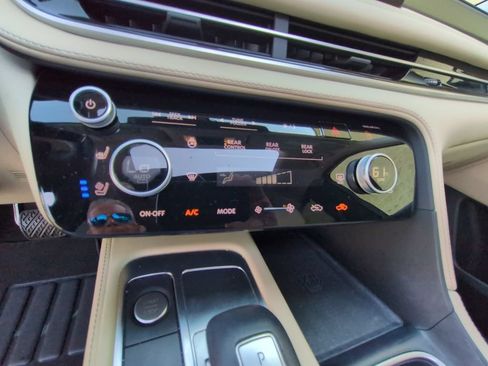 Used 2023 INFINITI QX60 Luxe w/ Cargo Package FWD image 19