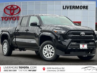 New 2025 Toyota Tacoma SR5