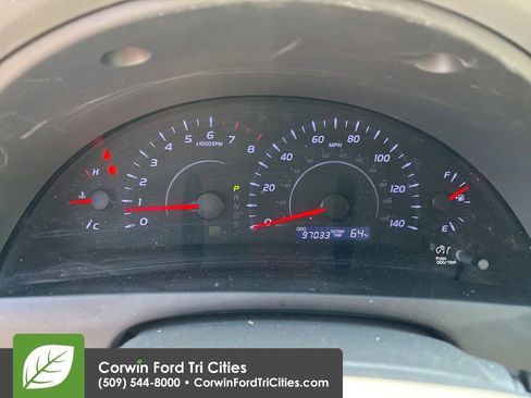 Used 2011 Toyota Camry LE w/ LE Extra-Value Pkg FWD image 2