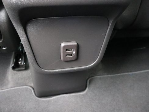 Used 2023 Chevrolet Equinox LT image 22