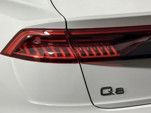 Used 2023 Audi Q8 Premium Plus w/ Premium Plus Package AWD/4WD image 27