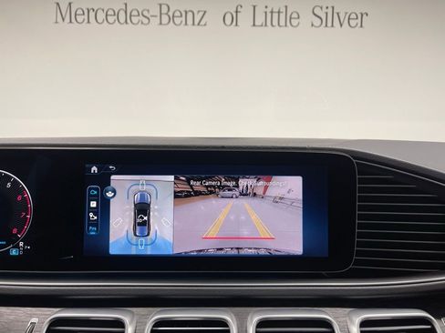 Used 2026 Mercedes-Benz GLS 450 4MATIC image 34