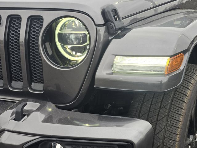 Used 2021 Jeep Wrangler Unlimited Sahara AWD/4WD image 8
