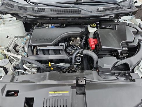 Used 2021 Nissan Rogue Sport SV image 22