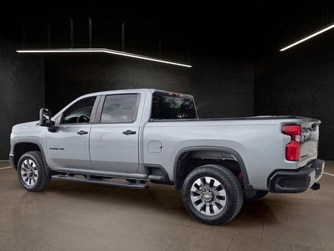 Used 2024 Chevrolet Silverado 2500 Custom w/ Custom Value Package AWD/4WD image 5