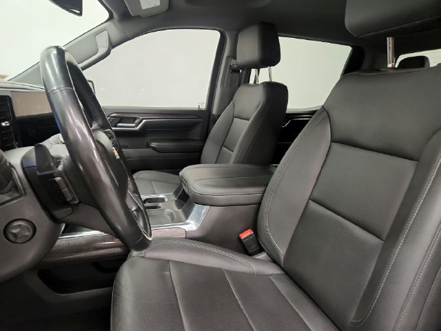 Used 2023 Chevrolet Silverado 1500 LTZ AWD/4WD image 14