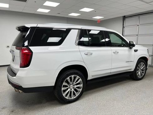 Used 2023 GMC Yukon Denali AWD/4WD image 10