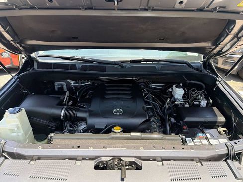 Used 2015 Toyota Tundra SR5 w/ TRD Off Road Package RWD image 17