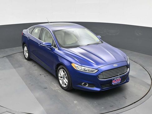 Used 2013 Ford Fusion SE FWD image 10
