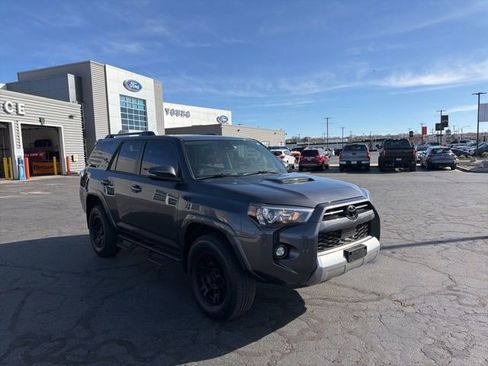 Used 2023 Toyota 4Runner TRD Off-Road Premium w/ Moonroof Package AWD/4WD image 1