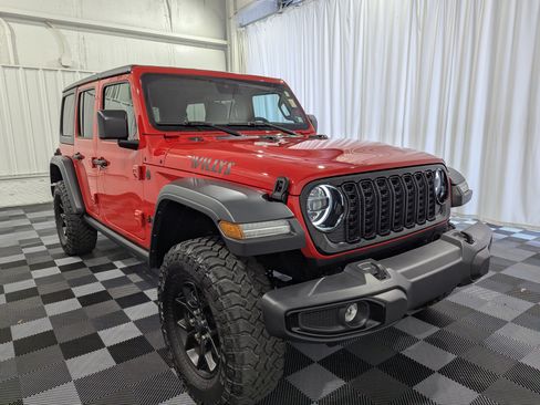 Used 2025 Jeep Wrangler Unlimited Sport AWD/4WD image 5