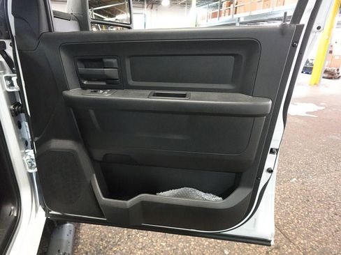 New 2026 RAM 2500 Tradesman AWD/4WD image 30