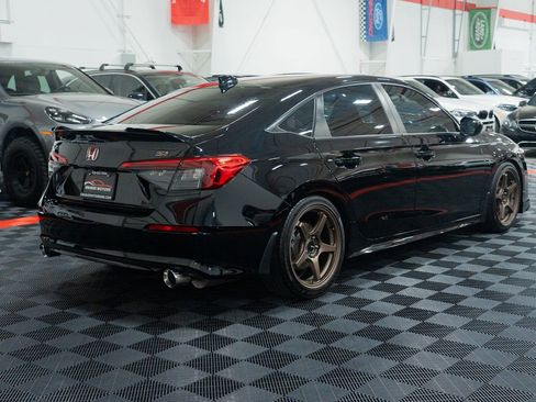 Used 2023 Honda Civic Si image 8