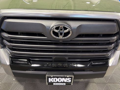 Used 2023 Toyota Tundra Limited AWD/4WD image 12