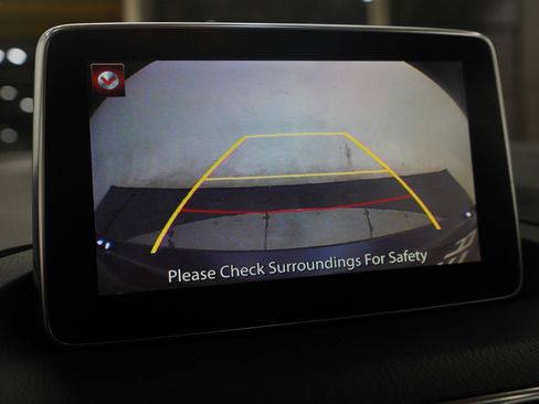 Used 2014 MAZDA MAZDA3 i Grand Touring image 29