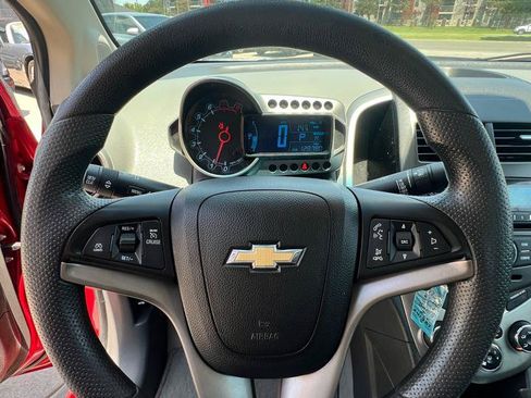 Used 2014 Chevrolet Sonic LT FWD image 15