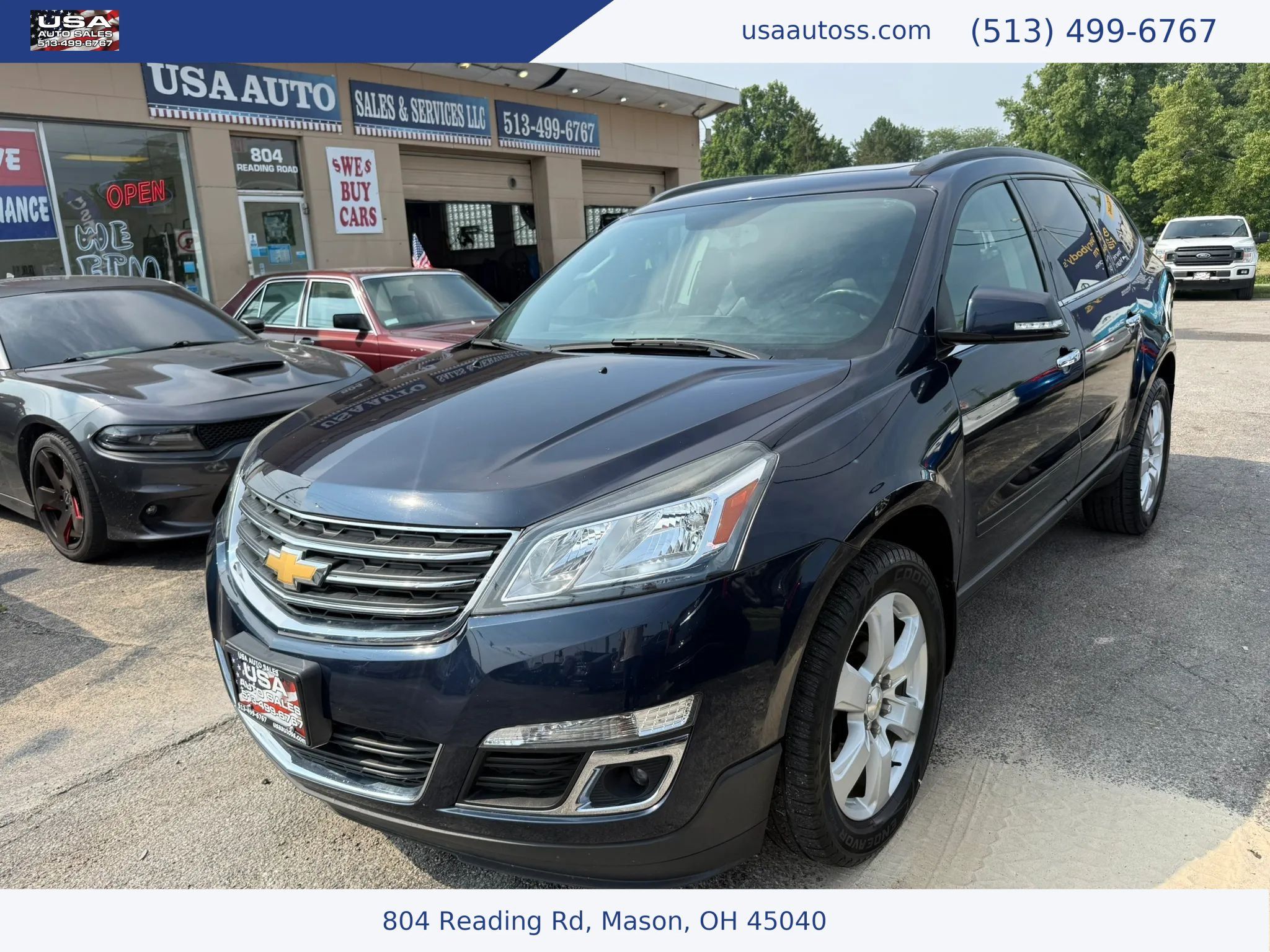 Used 2017 Chevrolet Traverse LT w/ Style and Technology Package FWD image 1