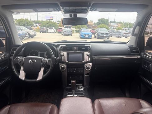 Used 2016 Toyota 4Runner Limited AWD/4WD image 37