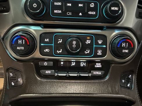 Used 2015 Chevrolet Tahoe LTZ RWD image 21