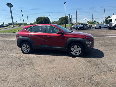 Used 2024 Hyundai Kona SE AWD/4WD image 20
