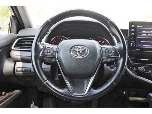 Used 2021 Toyota Camry XSE FWD image 16