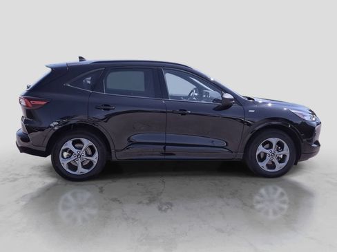 Used 2024 Ford Escape ST-Line w/ Tech Pack #1 AWD/4WD image 9