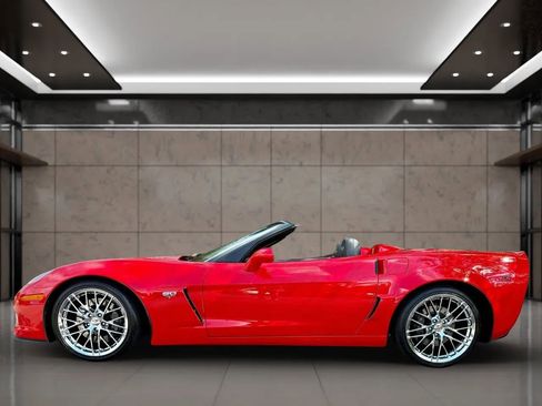 Used 2013 Chevrolet Corvette 427 w/ 1SC Preferred Equipment Group image 4