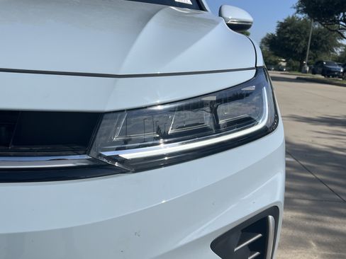 Certified 2026 Volkswagen Jetta SEL FWD image 5