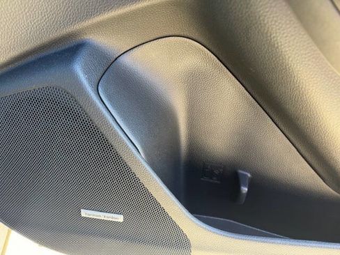 Used 2016 Subaru Forester 2.0XT Touring w/ Eyesight & Navigation System image 30