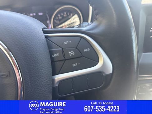 Used 2020 Jeep Compass Latitude FWD image 20