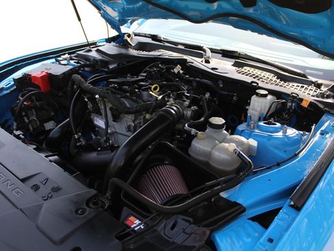 Used 2024 Ford Mustang Coupe RWD image 25