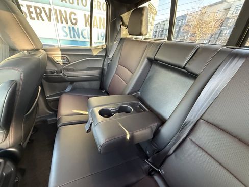 Used 2022 Honda Ridgeline Black Edition image 31