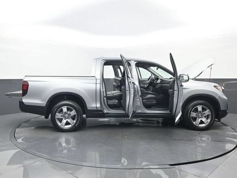 Used 2025 Honda Ridgeline RTL image 33