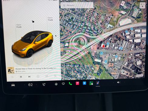 Used 2023 Tesla Model Y Long Range AWD/4WD image 16