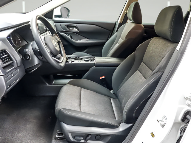 Used 2024 Nissan Rogue SV AWD/4WD image 8