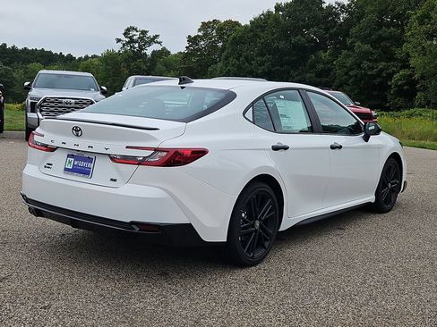 New 2026 Toyota Camry Hybrid w/ Convenience Package AWD/4WD image 3
