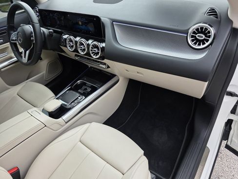 Used 2021 Mercedes-Benz GLA 250 GLA 250 image 23