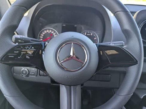 Used 2026 Mercedes-Benz Sprinter 2500 image 21