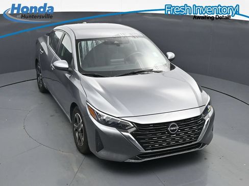 Used 2024 Nissan Sentra SV FWD image 14