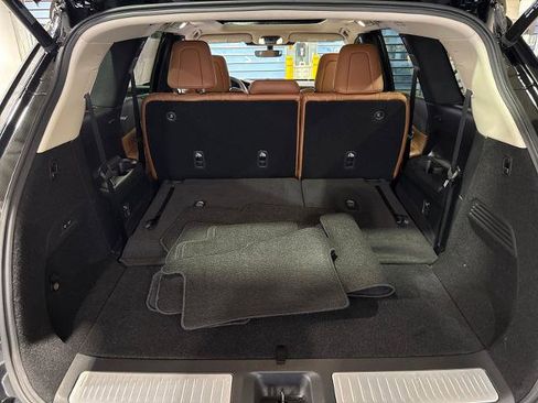 Certified 2025 INFINITI QX60 Sensory image 23