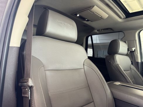 Certified 2016 GMC Yukon Denali w/ Open Road Package AWD/4WD image 23