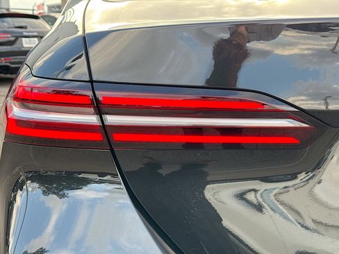 New 2026 BMW 530i w/ Convenience Package image 10