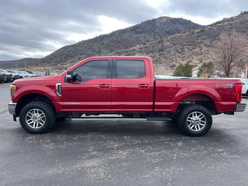Used 2019 Ford F350 Lariat w/ Lariat Value Package image 4