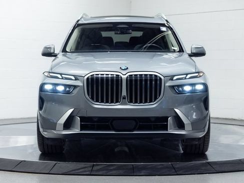 Certified 2025 BMW X7 xDrive40i AWD/4WD image 5