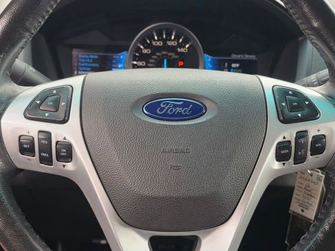 Used 2013 Ford Explorer XLT FWD image 26
