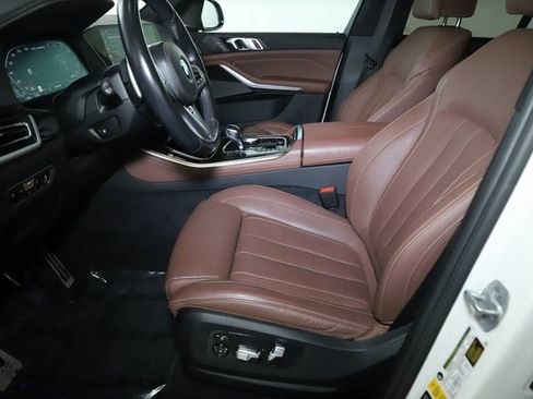 Used 2021 BMW X5 M50i w/ Premium Package AWD/4WD image 17