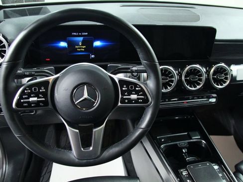 Used 2023 Mercedes-Benz GLB 250 4MATIC image 20